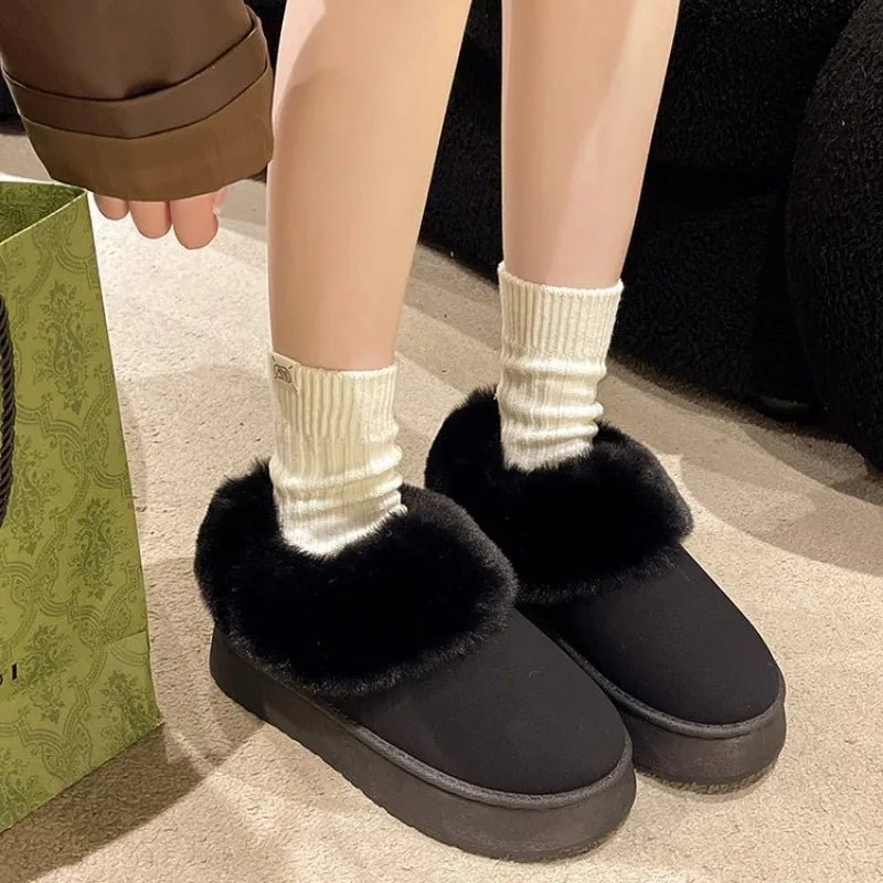 Chaussons doublés en daim pour l'hiver