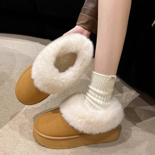 Chaussons doublés en daim pour l'hiver