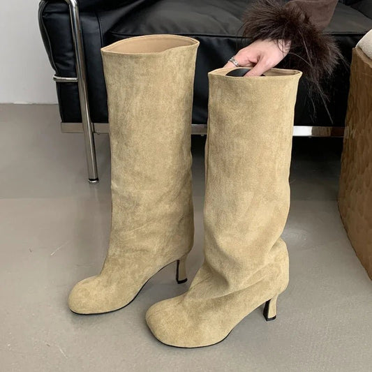 Bottes en daim à bout rond hauteur genou
