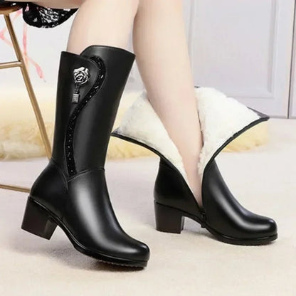 Bottes en cuir à talons mi-mollet